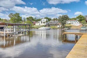 Apartment (3 Bedrooms) | Interior - Dock! Waterfront Retreat 5 Mi to Dtwn Jacksonville (Jacksonville)