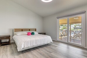 Apartment (3 Bedrooms) | Interior - Dock! Waterfront Retreat 5 Mi to Dtwn Jacksonville (Jacksonville)