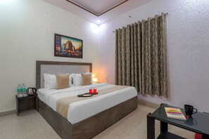 Deluxe Room - Hotel Tanish (Haridwar)