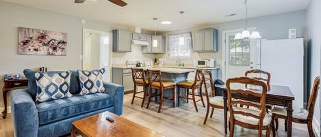 House (3 Bedrooms) | Front of property