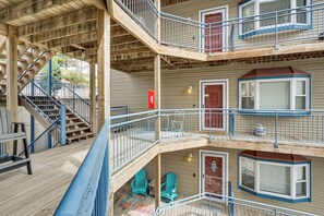 Interior - Pool Access! Lake Ozark Getaway w/ Balcony (Lake Ozark)