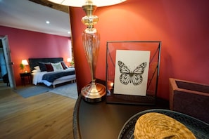 Room - Flavigny the home of Chocolat "the movie" Room No. 2 (Flavigny-sur-Ozerain)