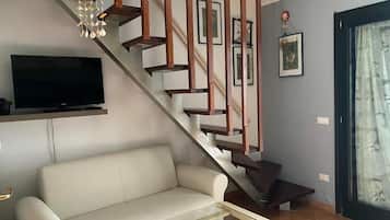 Family Cottage, Resort View | Living area