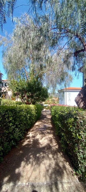 Interior entrance - Sardinia Hillside Retreat - Apt 13 - 2BR, quiet area, parking (Santa Maria Coghinas)