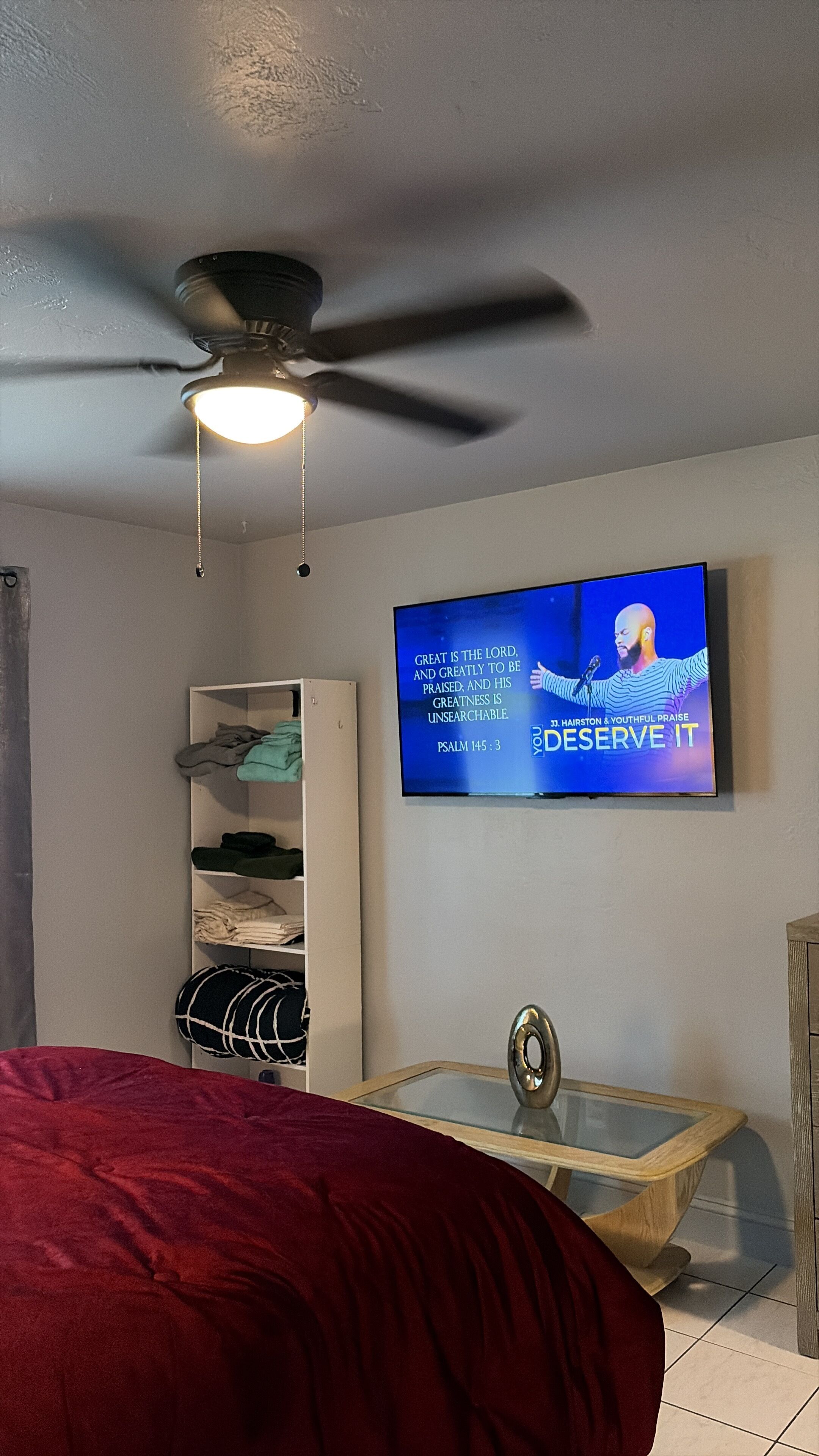 1 chambre, fer et planche à repasser, Wi-Fi, draps fournis