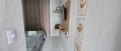 1 bedroom, internet, bed sheets