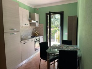 Family Cottage, Resort View | Private kitchen - Sardinia Hillside Retreat - Apt 14 - 2BR, quiet area, parking (Sardegna)