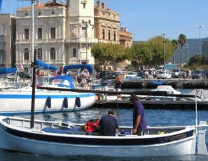 Marina - Elegant accommodation near beach and cove (La Ciotat)
