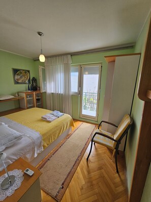 Apartamento, balcón