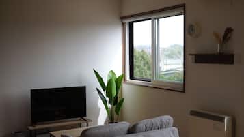 Family Quadruple Room | Blackout drapes, bed sheets