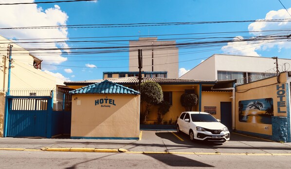 Entrada de la propiedad