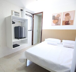 Room | Free WiFi - Studio 68 (Recife)