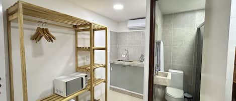 Room | Free WiFi