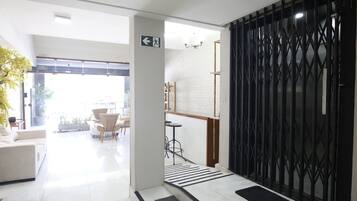Elevator