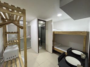 Room | Free WiFi