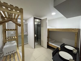 Room | Free WiFi