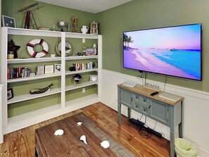 Interior - Fin | Gorgeous Home, Steps to Beach (Port Aransas)
