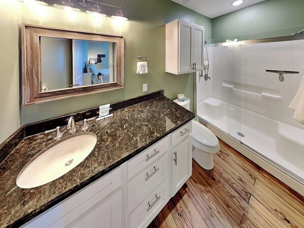 Hair dryer, towels - Fin | Gorgeous Home, Steps to Beach (Port Aransas)