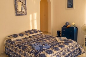 4 bedrooms, bed sheets - Villa Tetraktys (Sfinari)