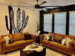 Smart TV, offices - Welcome to The Velvet Spur, a thoughtfully designed western retreat where elevated comfort meets effortless style. Nestled in Eagle,  across from Eagle Island.  This home is your perfect home base for relaxing and exploring, (Eagle Boise)