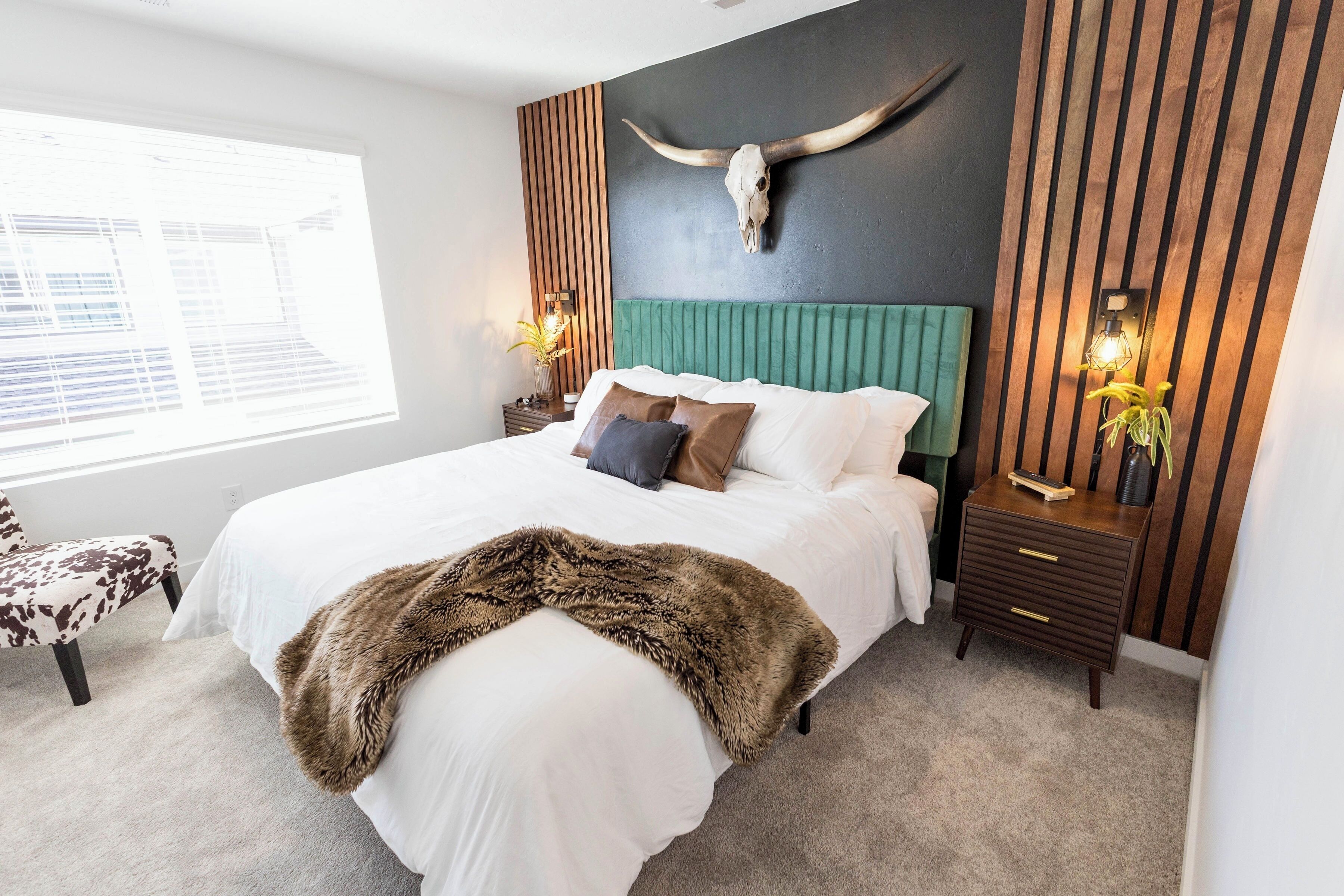 4 bedrooms, desk, iron/ironing board, free WiFi