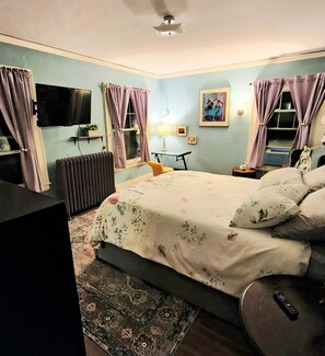 House, 4 Bedrooms | 4 bedrooms, laptop workspace, iron/ironing board, WiFi - Historic Charm In The Heart Of The Finger Lakes 4 Bedroom Home (Piffard)