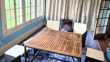 Nhà, 4 phòng ngủ | Khu ăn uống