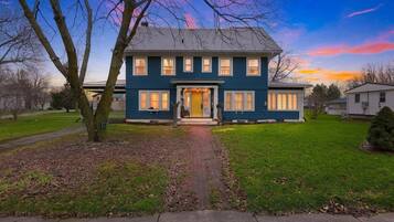 House, 4 Bedrooms | Exterior