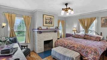 Nhà, 4 phòng ngủ