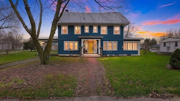 House, 4 Bedrooms | Exterior