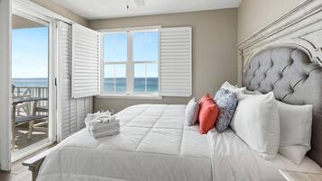 Condo, 4 Bedrooms | 4 bedrooms, iron/ironing board, free WiFi