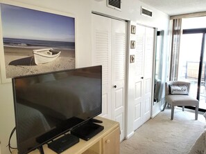1 bedroom, Internet - Oceanfront Building With Great Ocean and Bay Views (Ocean City)