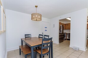 Dining - Oceanfront Building With Great Ocean and Bay Views (Ocean City)