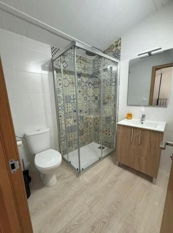 Bathroom - Vrbo Property (Jerez de los Caballeros)