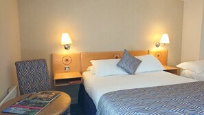 Room - The Queens Hotel and Victoria Cloisters (York)