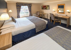Room - The Queens Hotel and Victoria Cloisters (York)