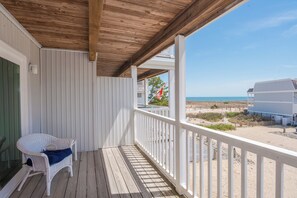 Terrace/patio - Large Oceanside Townhouse (Ocean City)