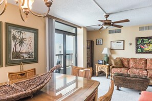 TV - Oceanfront Building With Great Ocean and Bay Views (Ocean City)