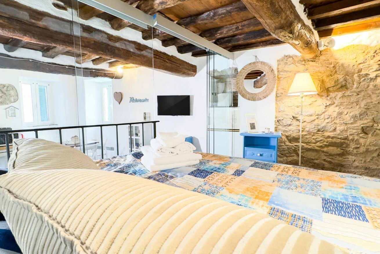 2 camere, ferro/asse da stiro