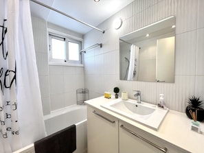 House | 1 bedroom, soundproofing - 127 NIC - Stay Sun Line Apartment (Nicosia)