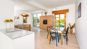 Dining - Zagara Bianca - Country Villa with Extensive Gardens, Tennis Court & 12m Pool (Syracuse)