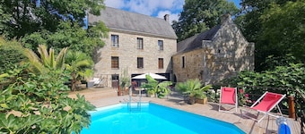 Room 'Chambre Campagne' with Shared Pool, Shared Terrace and Wi-Fi