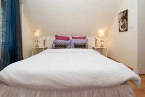 1 bedroom, WiFi, bed sheets