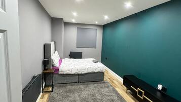 1 bedroom, WiFi, bed sheets