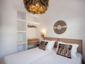 House - Haven in Naousa (Paros)