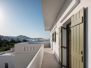 House - Haven in Naousa (Paros)