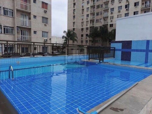 Fully furnished apartment in a family-friendly condominium, 2 bedrooms, in the heart of Rio de Janeiro.