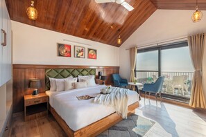 Deluxe Villa, Balcony | Iron/ironing board, free WiFi - Alaya Stays Evara - 2 BHK Hilltop (Mussoorie)
