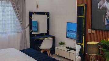 Deluxe Room, Balcony, City View