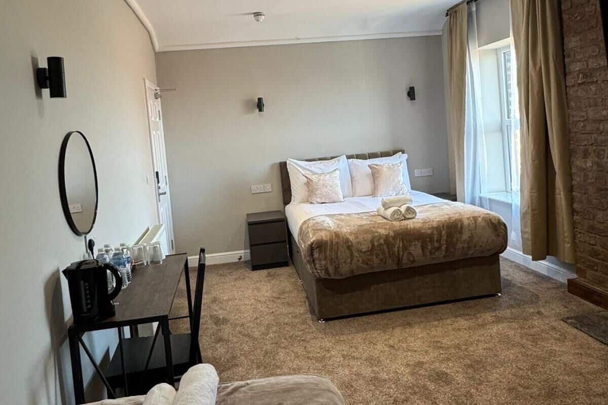 غرفة سوبيريور مزدوجة - سرير ملكي - لغير المدخنين - بحمام خاص